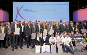 Die Preisträger des Förderpreises Arbeit - Sicherheit - Gesundheit 2013 bei der Preisverleihung am 5. April 2013 in der Alten Oper in Frankfurt 